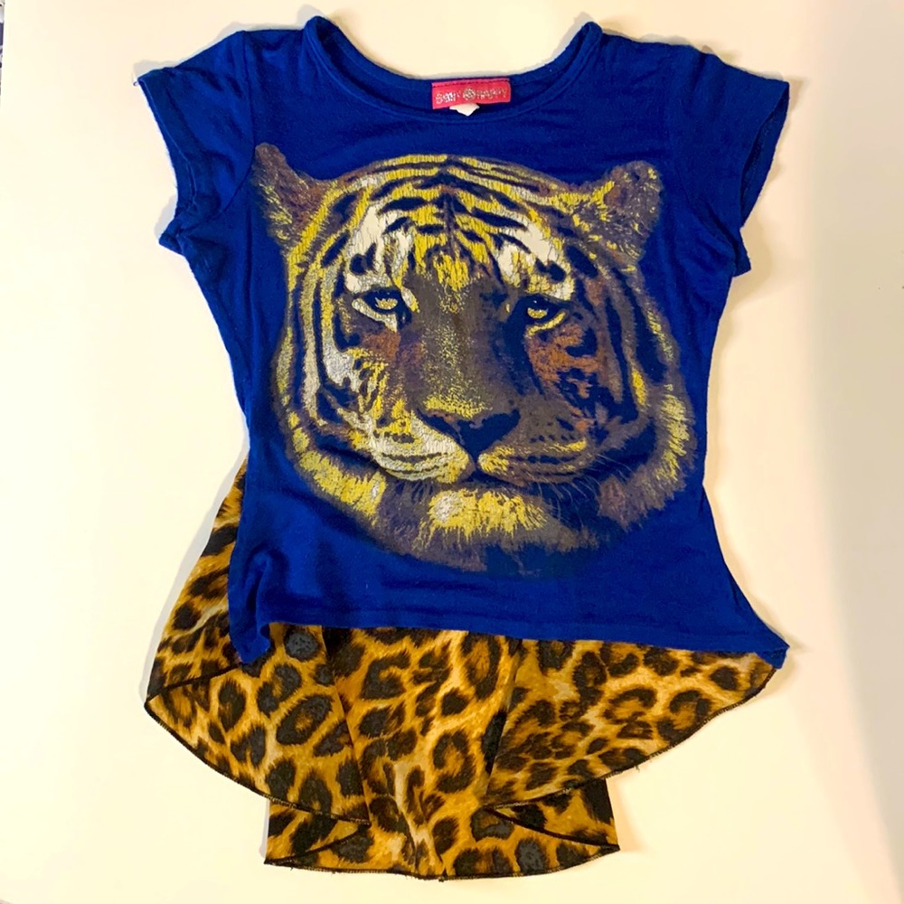 Dreamgirl (Shiny Happy) Tiger Face with Animal Print Black Short Sleeve Shirt